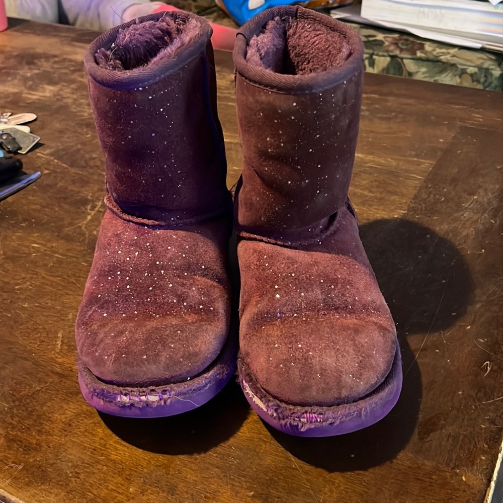 Purple UGGS - Picture 5 of 7